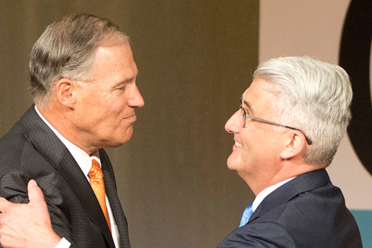 Inslee, Bryant differ on minimum wage