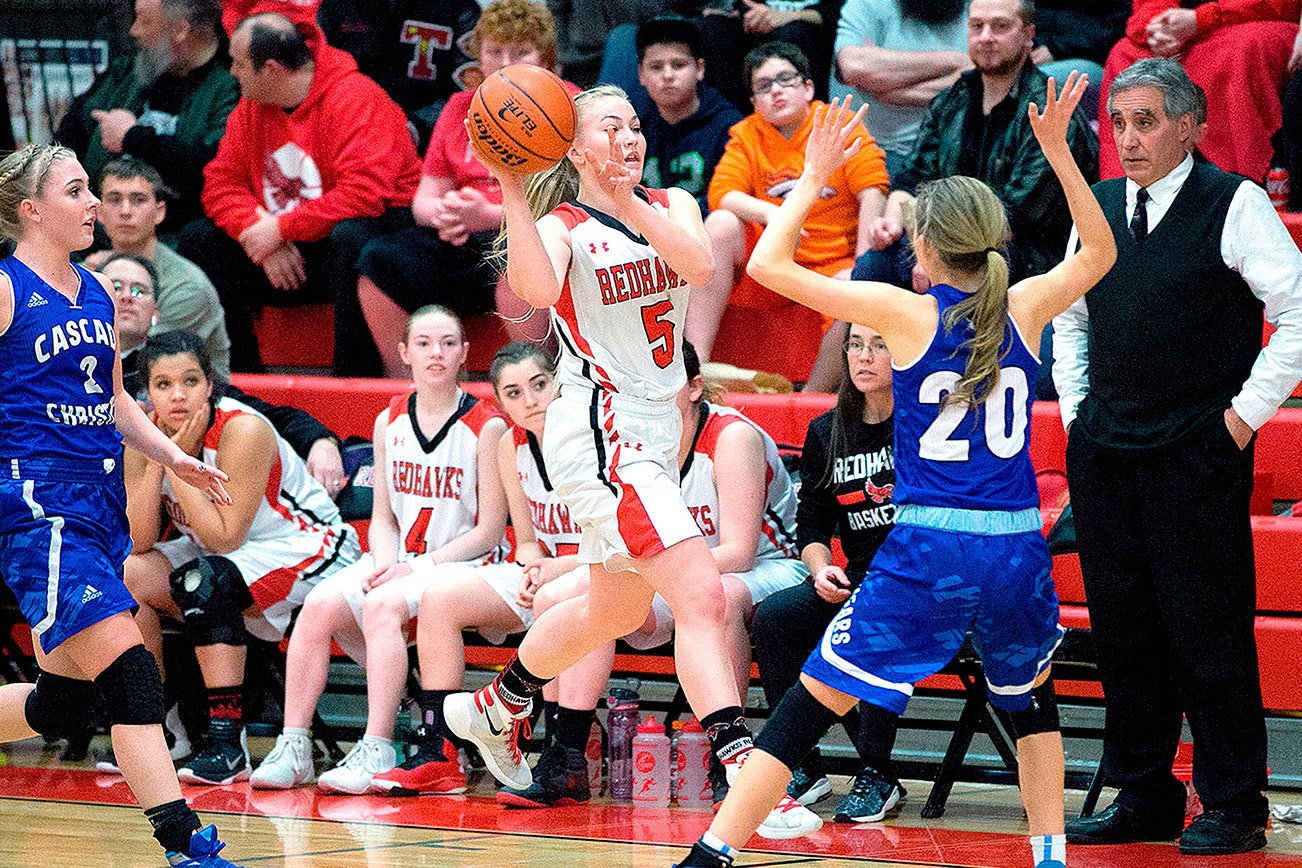 PREP HOOPS: Port Townsend rally falls short; Port Angeles girls win again