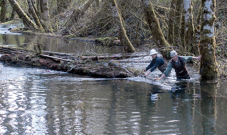 Lake Sutherland residents Jason Woods