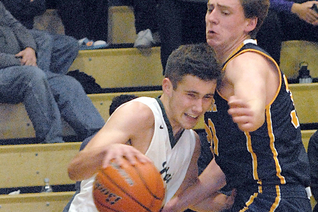 BOYS BASKETBALL: Port Angeles rally from deep hole falls just short