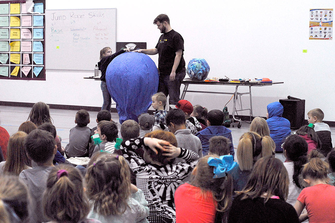 Chimacum students treated to Museum of Flight program