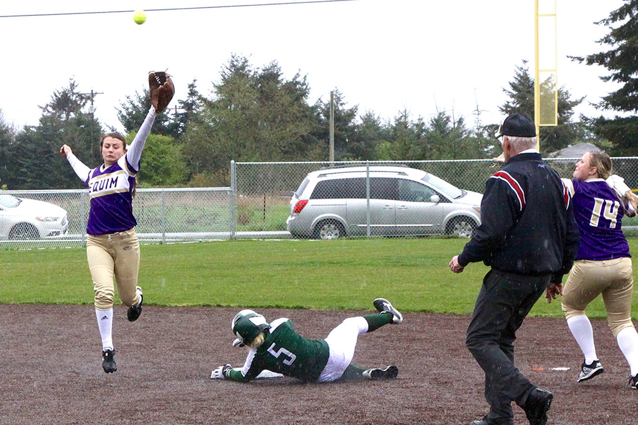 PREP ROUNDUP: Sequim softball puts a scare into Port Angeles
