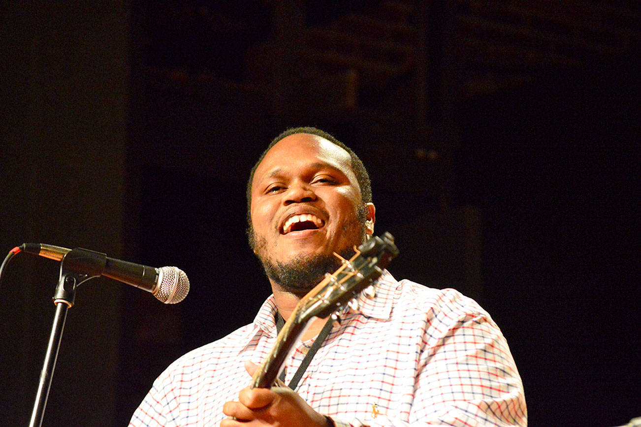 DIANE URBANI DE LA PAZ: Live music dips toes into the crick