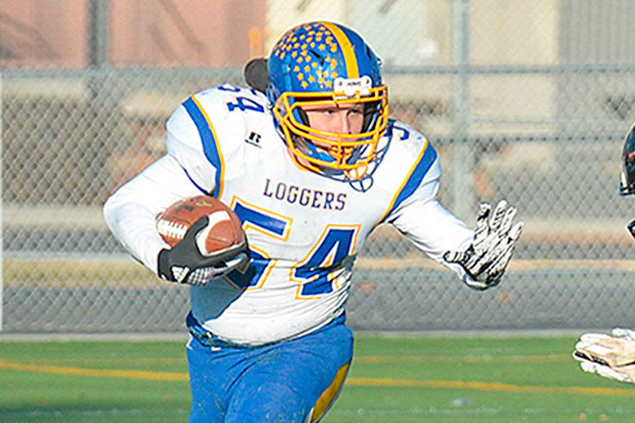 FOOTBALL: Crescent’s Noah Leonard, Quilcene’s Robert Comstock III and Olin Reynolds selected to The Associated Press All-State team