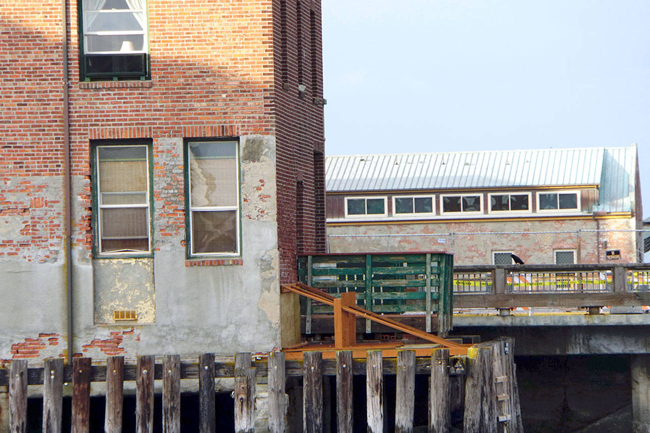 Apartments evacuated in Port Townsend