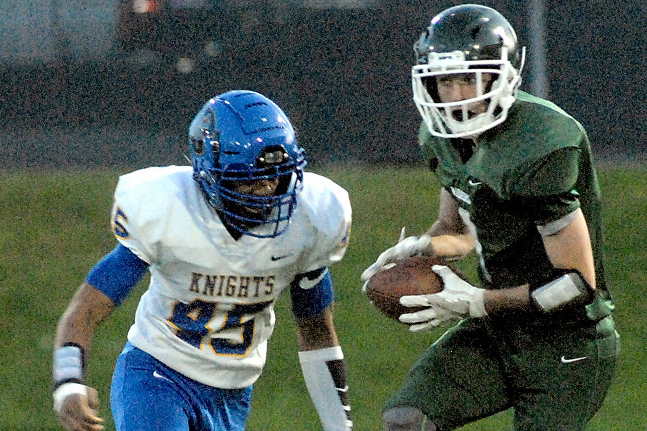 PREP FOOTBALL ROUNDUP: Riders hang tough in loss, Redhawks fall to Bellevue Chr., Red Devils crushes Darrington