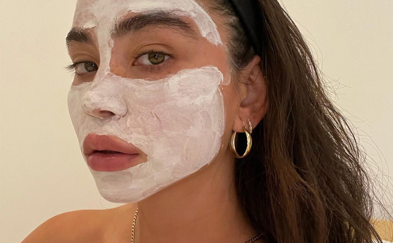 white face mask woman
