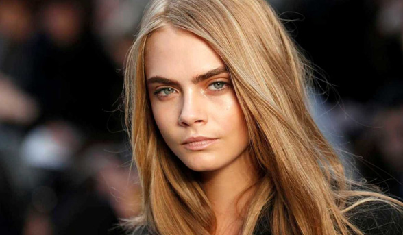 Cara Delevingne shaves her head