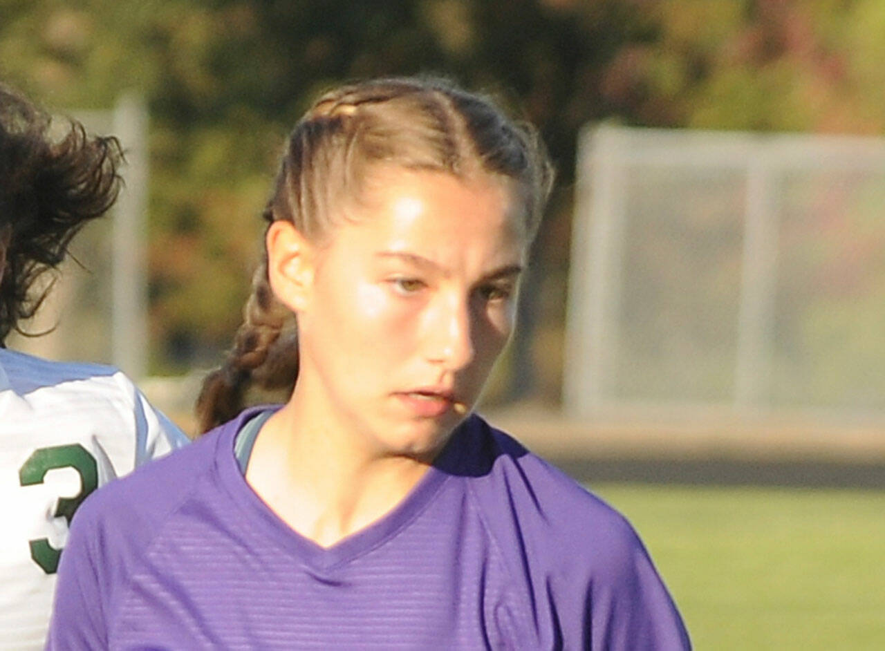 Taryn Johnson, Sequim Soccer. (Michael Dashiell/Olympic Peninsula News Group)
