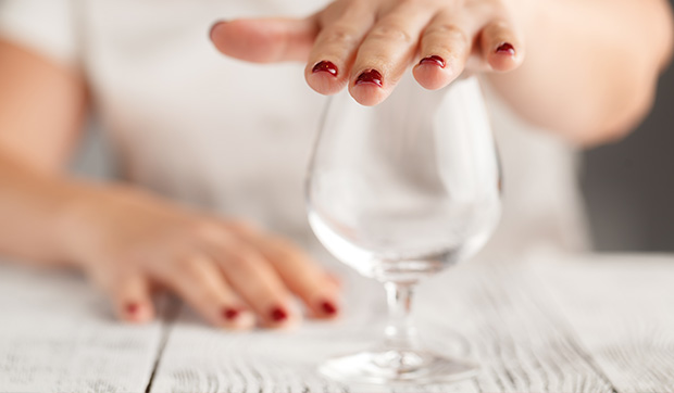 Cutting back on alcohol? Here’s how to stick to your New Year’s resolution