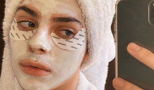 13 shine-reducing face masks that are perfect for oily skin
