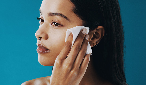 5 ways to use WaterWipes Facial Wipes