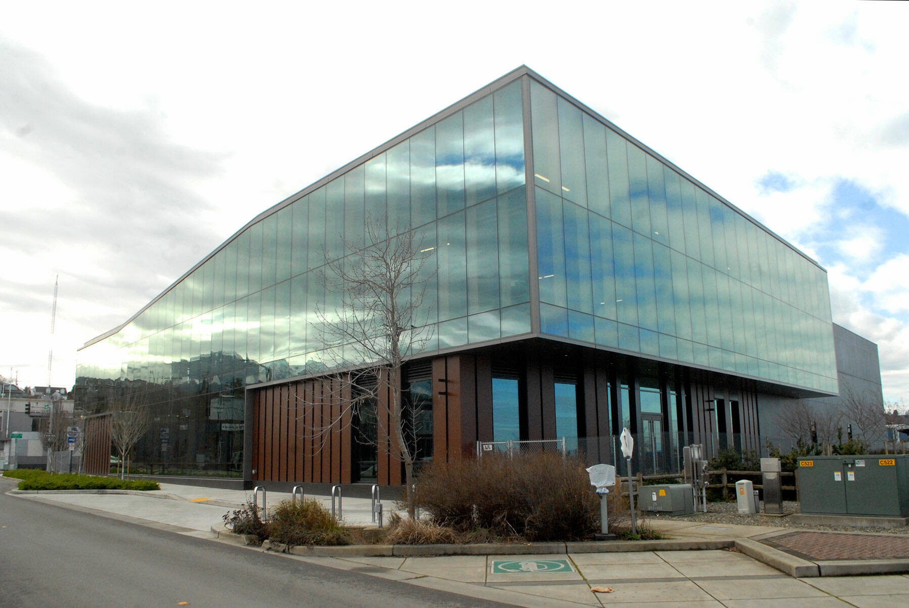 Construction on the idled Field Arts & Events Hall on the Port Angeles waterfront, shown on Tuesday, could resume as early as this August. (Keith Thorpe/Peninsula Daily News)