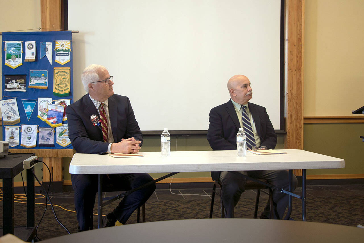 Jefferson County Sheriff candidates Detective Art Frank, left, and Sheriff Joe Nole debate. (Ken Park/Peninsula Daily News)