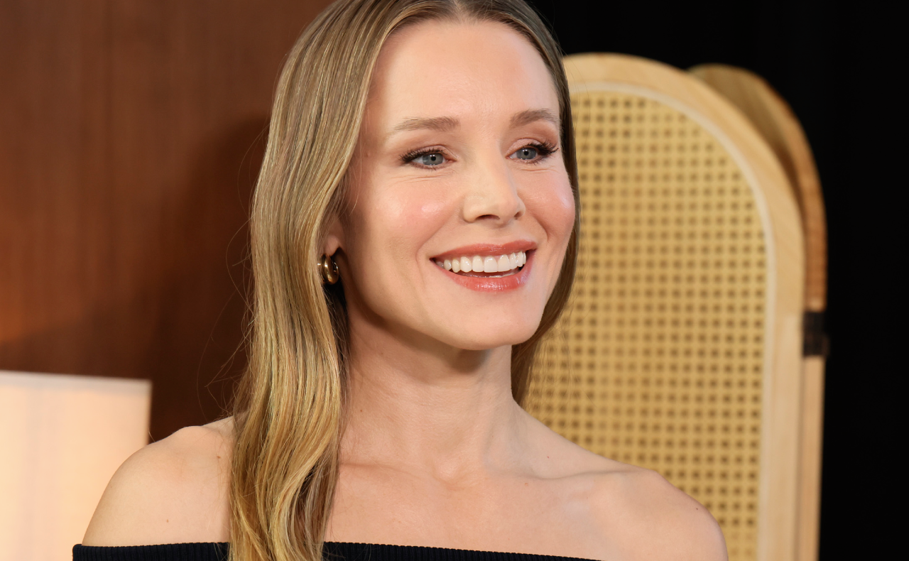 Kristen Bell glowy skin