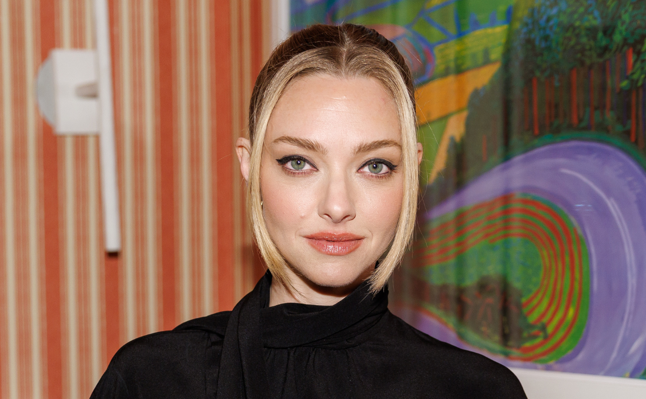 Amanda Seyfried makeup routine