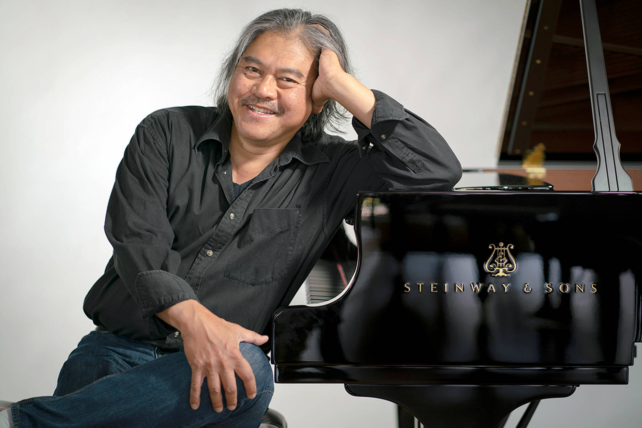 Lino Rivera will present “Light and Love” on Thursday during Candlelight Concerts in Port Townsend.